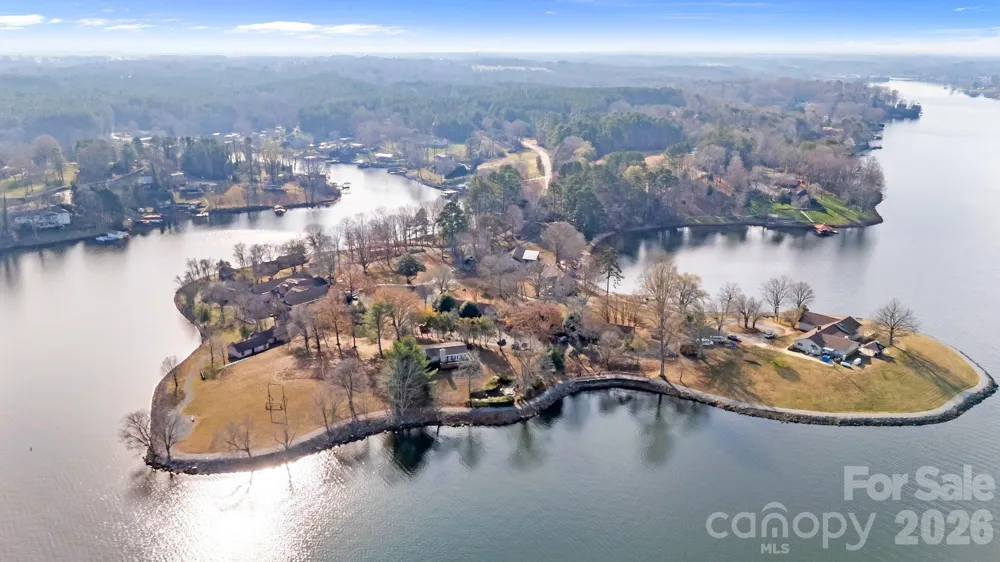 6692 Valwood Road Conover, NC 28613