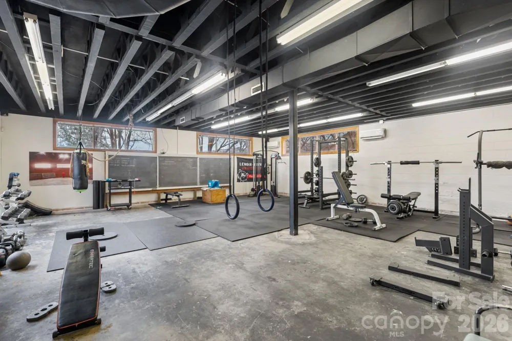 6692 Valwood Road Conover, NC 28613