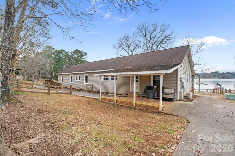 6692 Valwood Road Conover, NC 28613