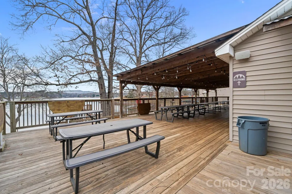 6692 Valwood Road Conover, NC 28613