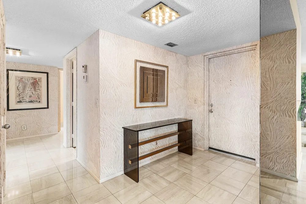 4702 Fountains Drive #408