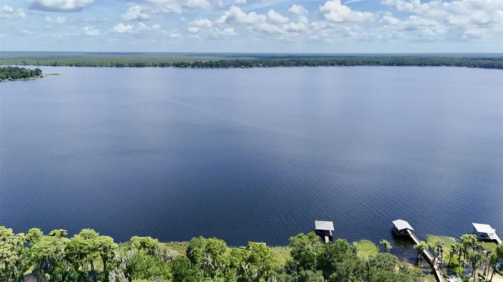 21103 NE 117TH AVENUE Waldo, FL 32694