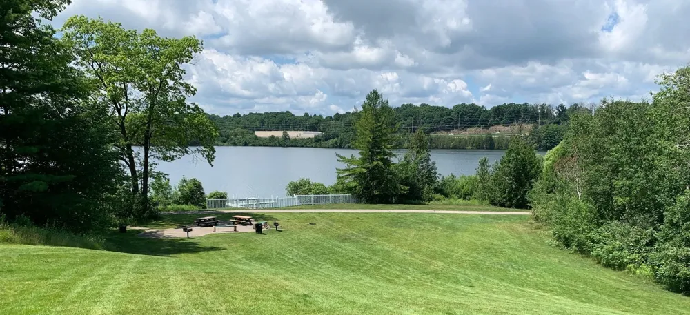 1502 Simsbury Street Garfield Charter Township, MI 49686
