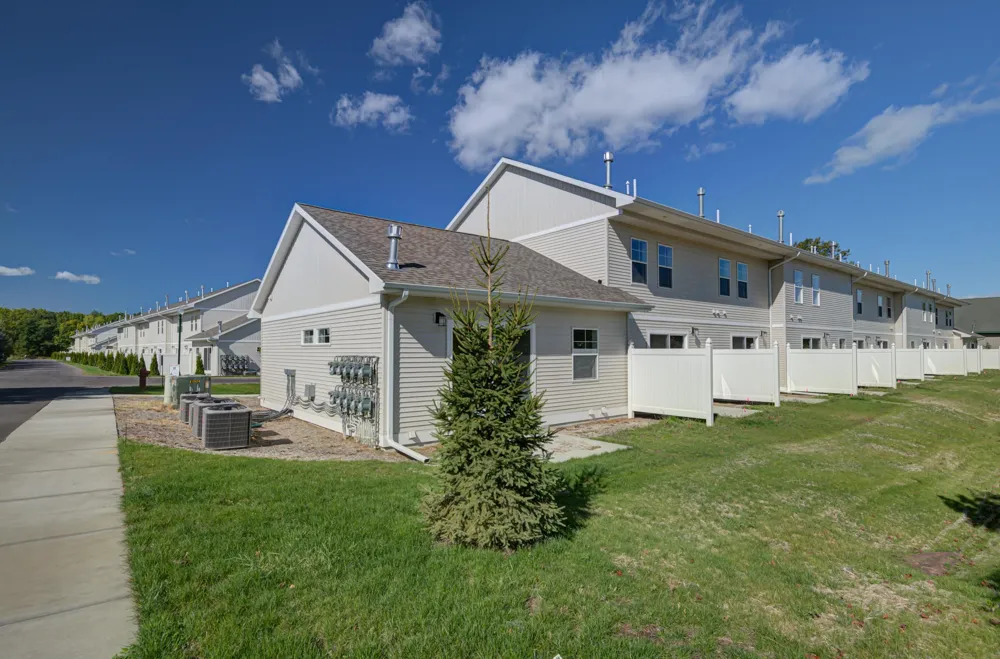 1502 Simsbury Street Garfield Charter Township, MI 49686