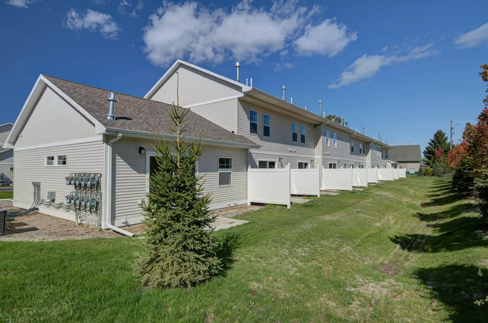 1502 Simsbury Street Garfield Charter Township, MI 49686