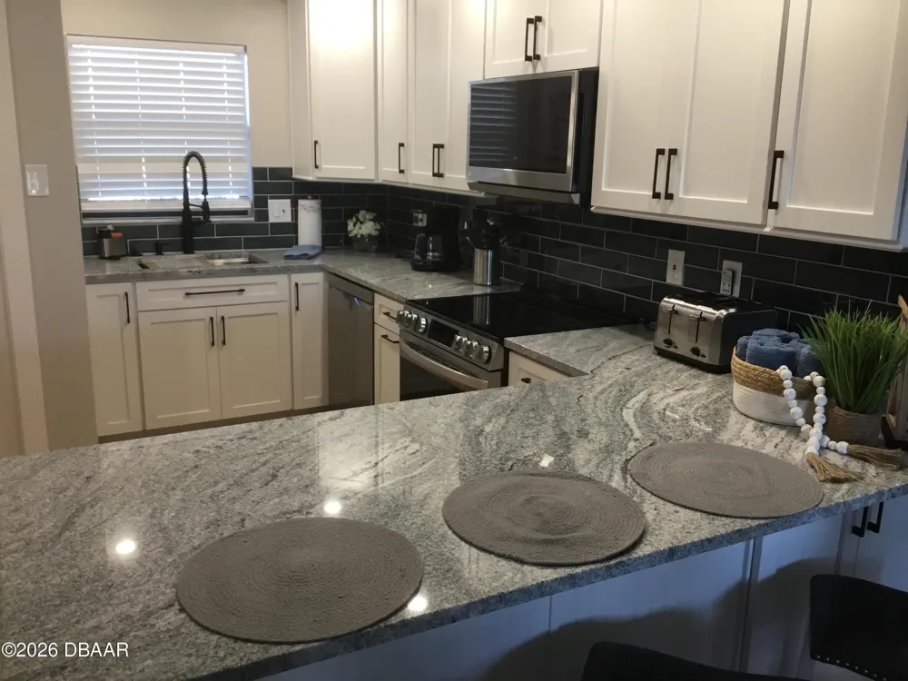 1571 S Atlantic Avenue #204 New Smyrna Beach, FL 32169