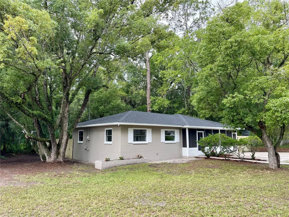 1715 NE 6TH PLACE Gainesville, FL 32641