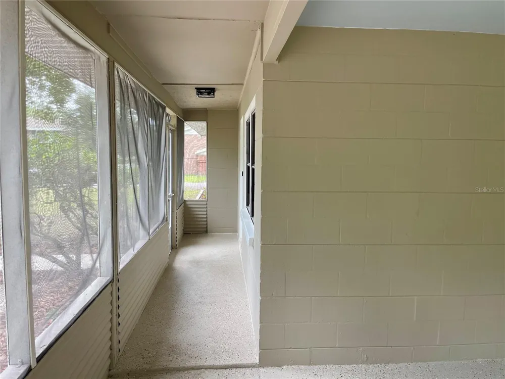 1715 NE 6TH PLACE Gainesville, FL 32641