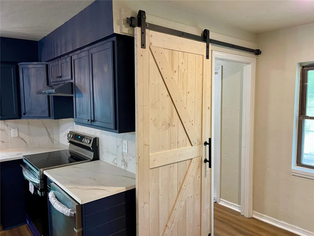 1715 NE 6TH PLACE Gainesville, FL 32641