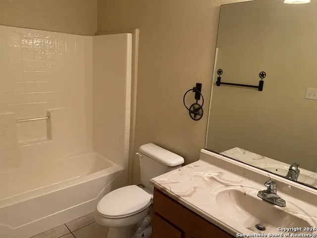 707 Dallas Pleasanton, TX 78064