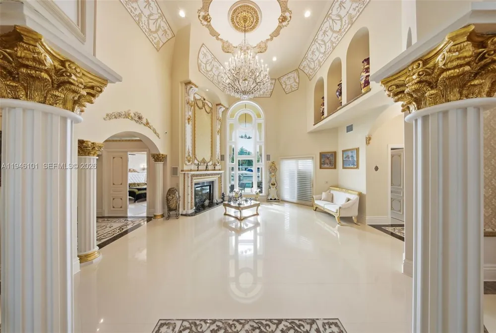 680 Golden Beach Dr Golden Beach, FL 33160