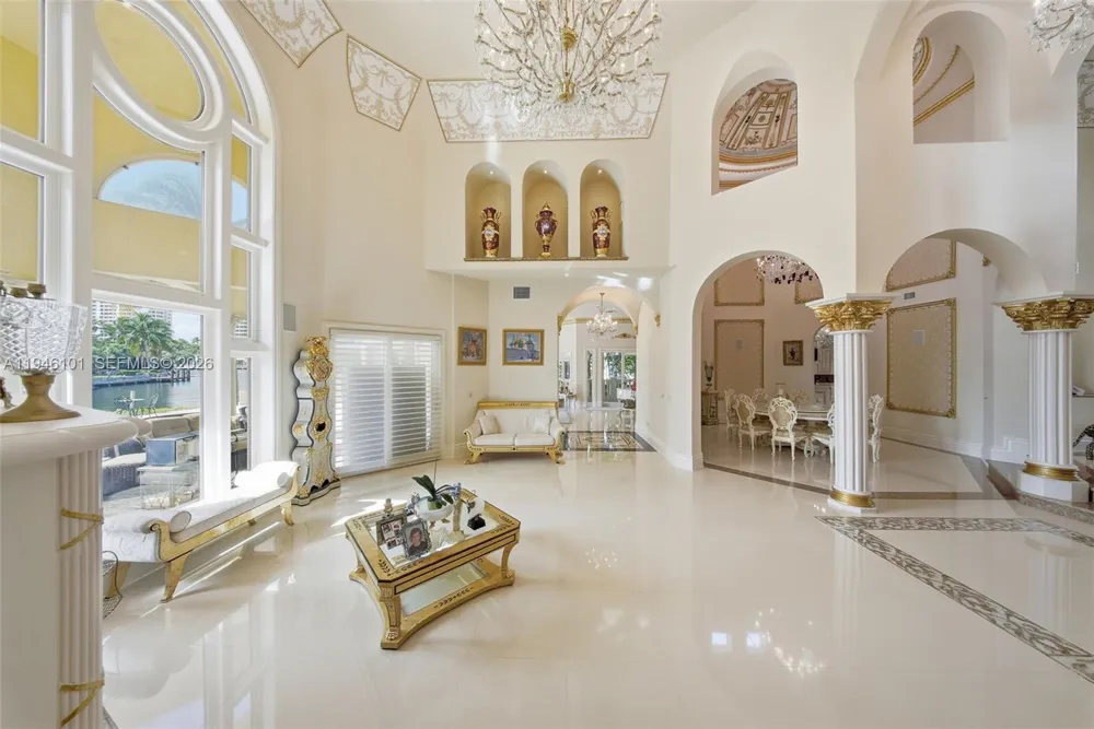 680 Golden Beach Dr Golden Beach, FL 33160