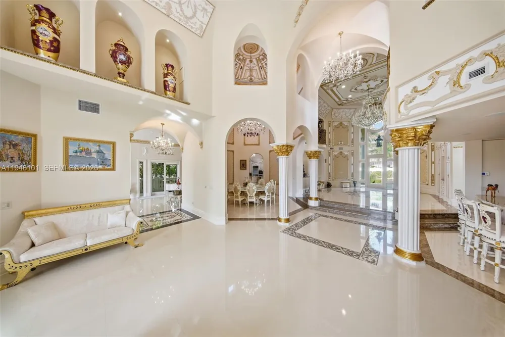 680 Golden Beach Dr Golden Beach, FL 33160
