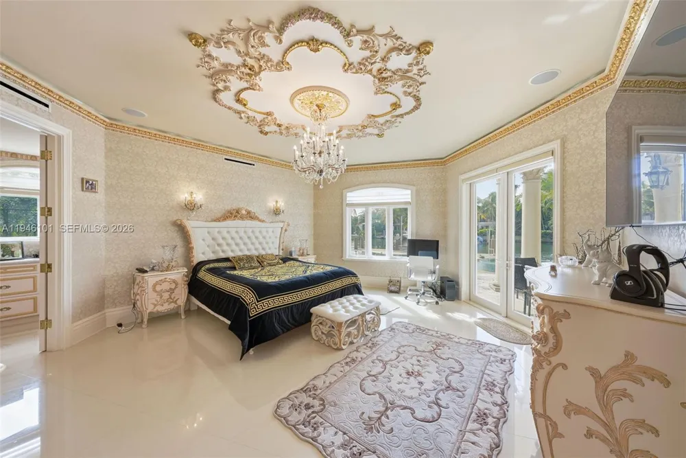 680 Golden Beach Dr Golden Beach, FL 33160