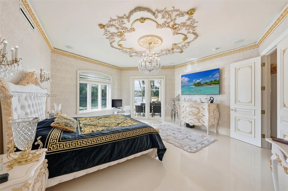 680 Golden Beach Dr Golden Beach, FL 33160