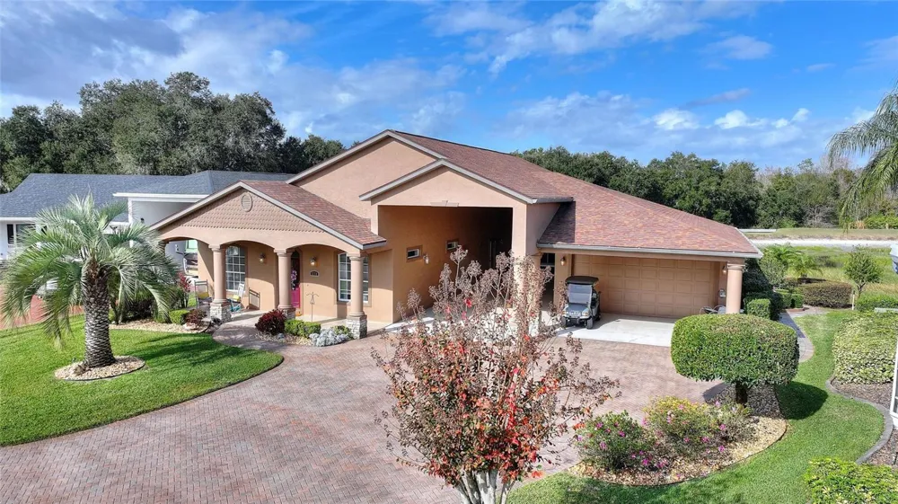 370 MEANDERING WAY Polk City, FL 33868