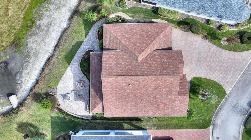 370 MEANDERING WAY Polk City, FL 33868
