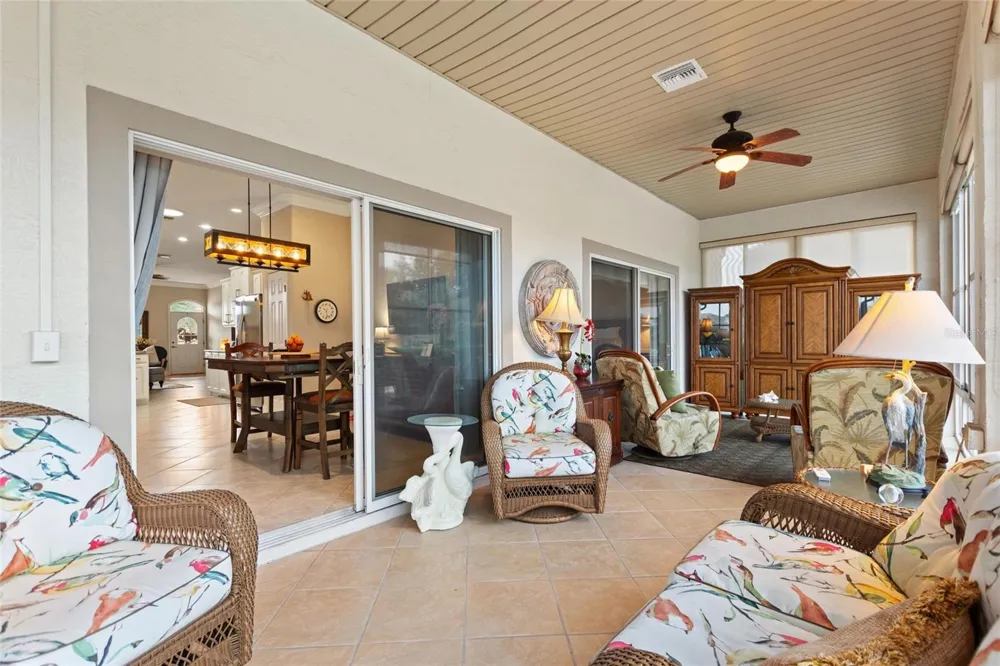 370 MEANDERING WAY Polk City, FL 33868