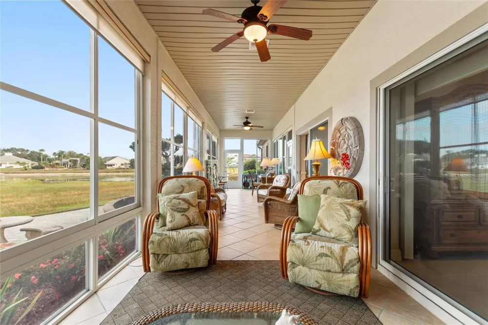 370 MEANDERING WAY Polk City, FL 33868