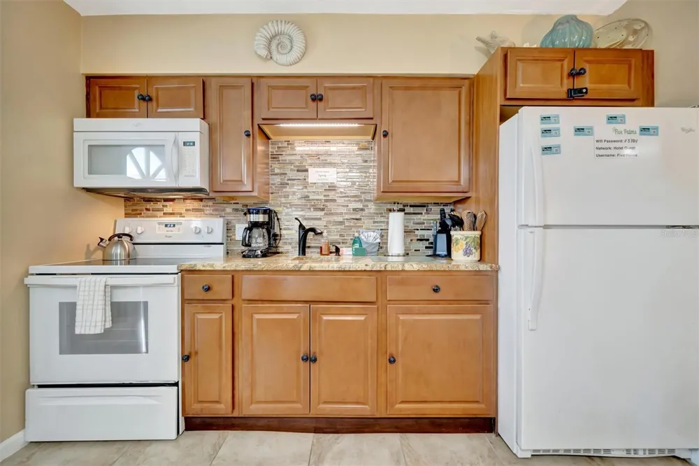 673 BAY ESPLANADE #204 Clearwater Beach, FL 33767