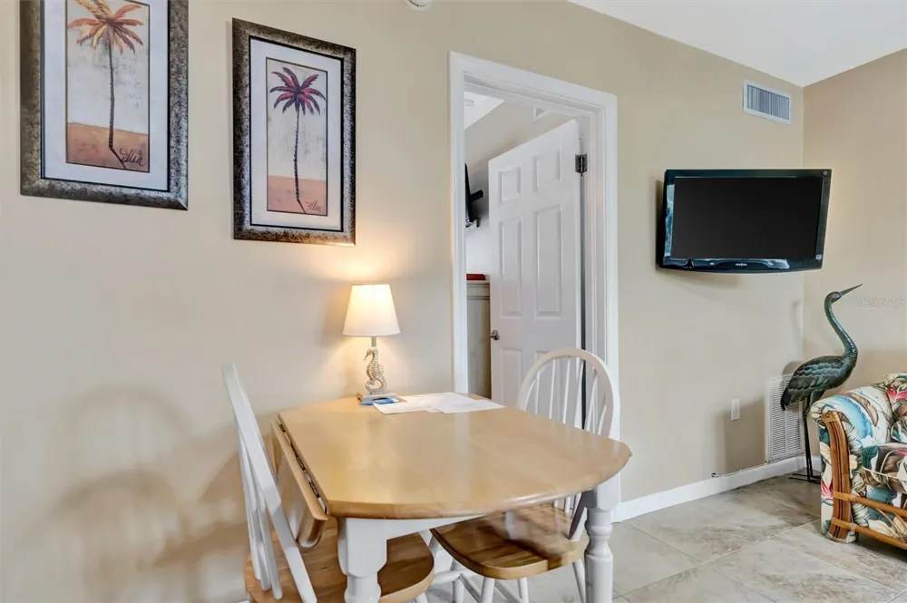 673 BAY ESPLANADE #204 Clearwater Beach, FL 33767
