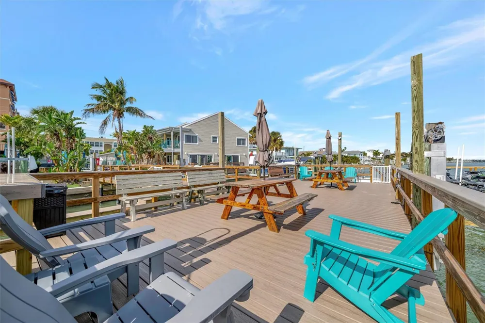 673 BAY ESPLANADE #204 Clearwater Beach, FL 33767