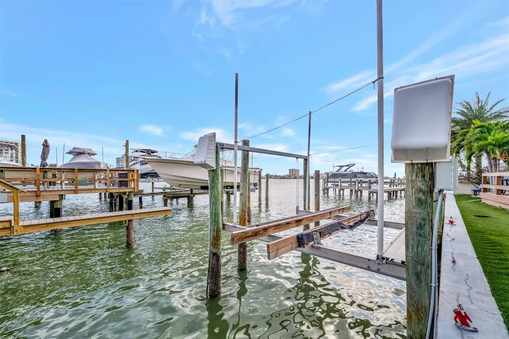 673 BAY ESPLANADE #204 Clearwater Beach, FL 33767
