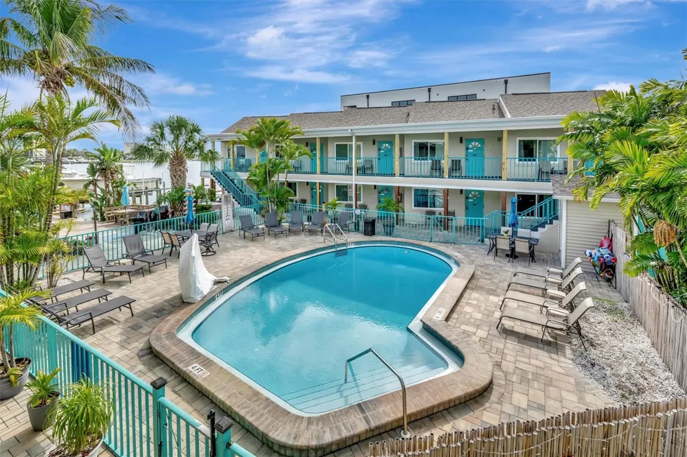 673 BAY ESPLANADE #204 Clearwater Beach, FL 33767