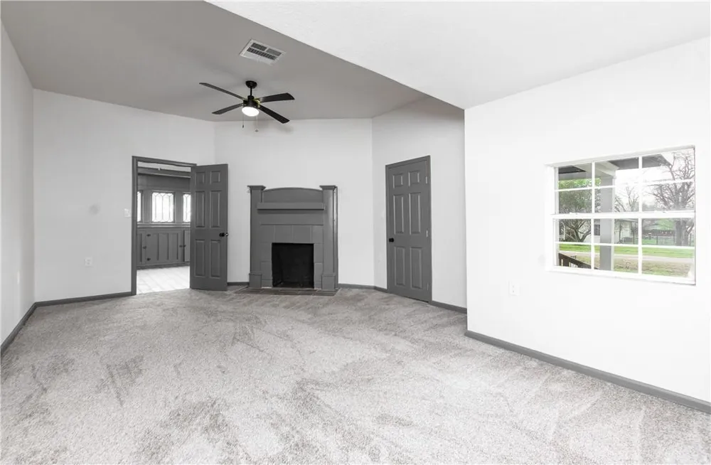 606 6th Street Moody, TX 76557