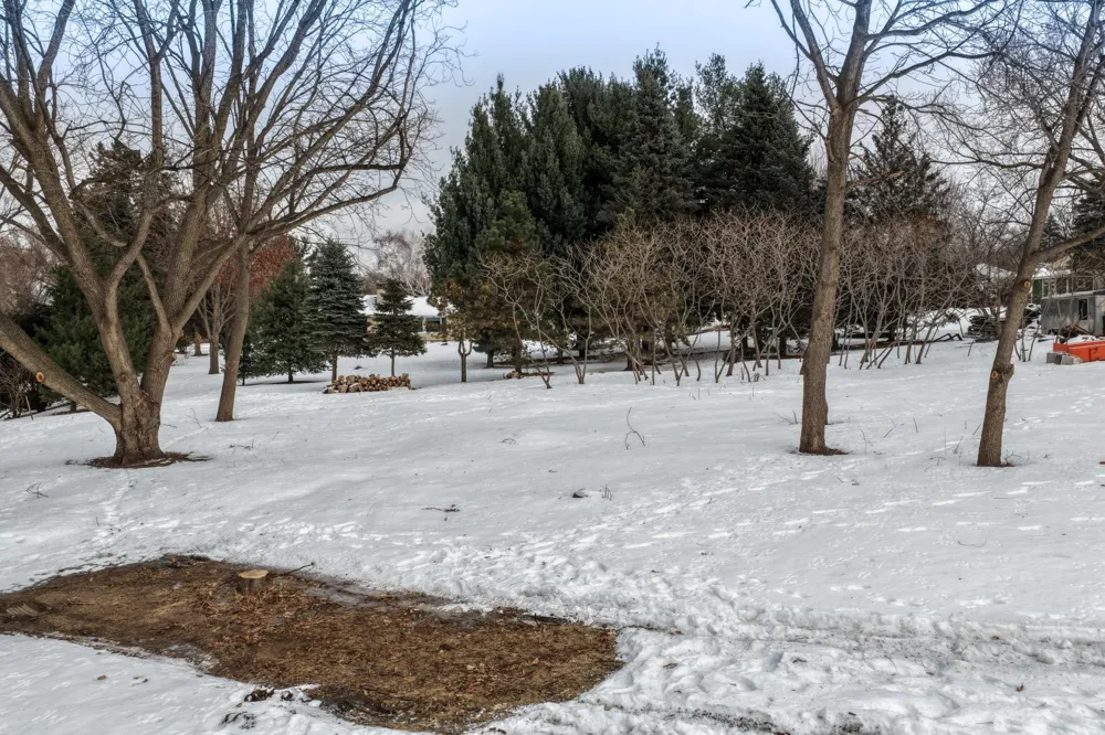 130x Dodd Road Mendota Heights, MN 55118