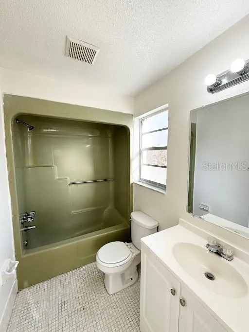 1221 KENNEDY ROAD #48 Daytona Beach, FL 32117