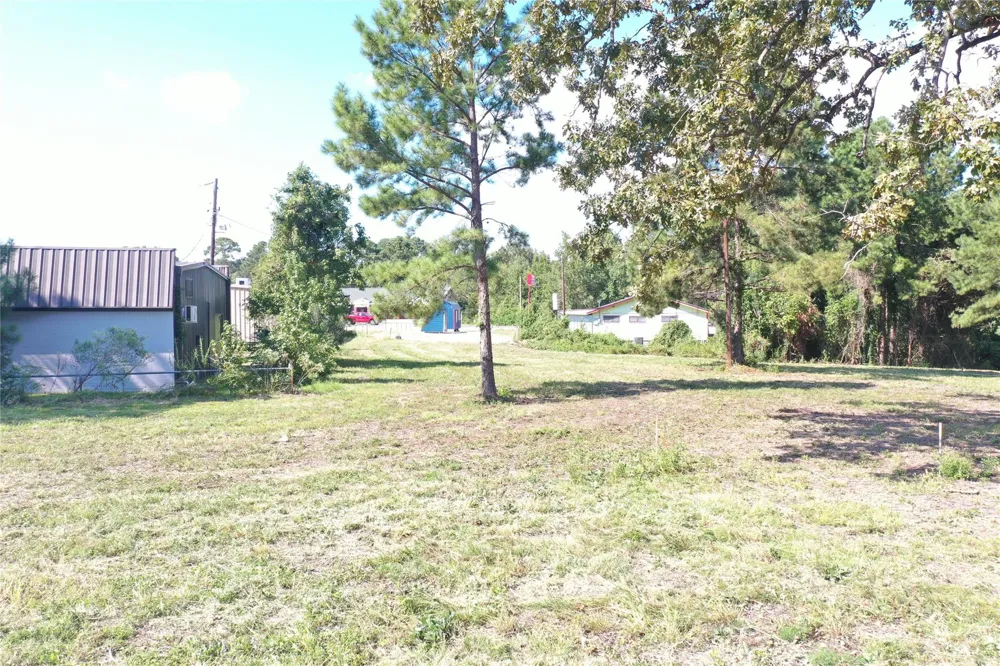 185 S Fm 356 W Onalaska, TX 77360