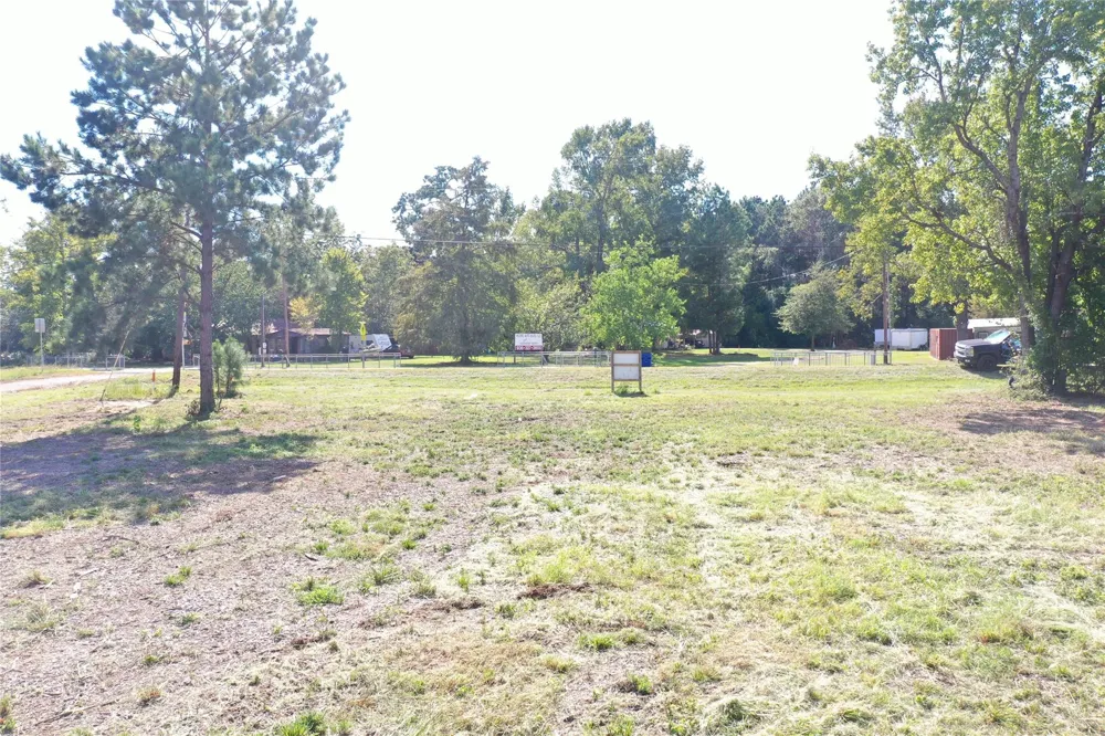 185 S Fm 356 W Onalaska, TX 77360