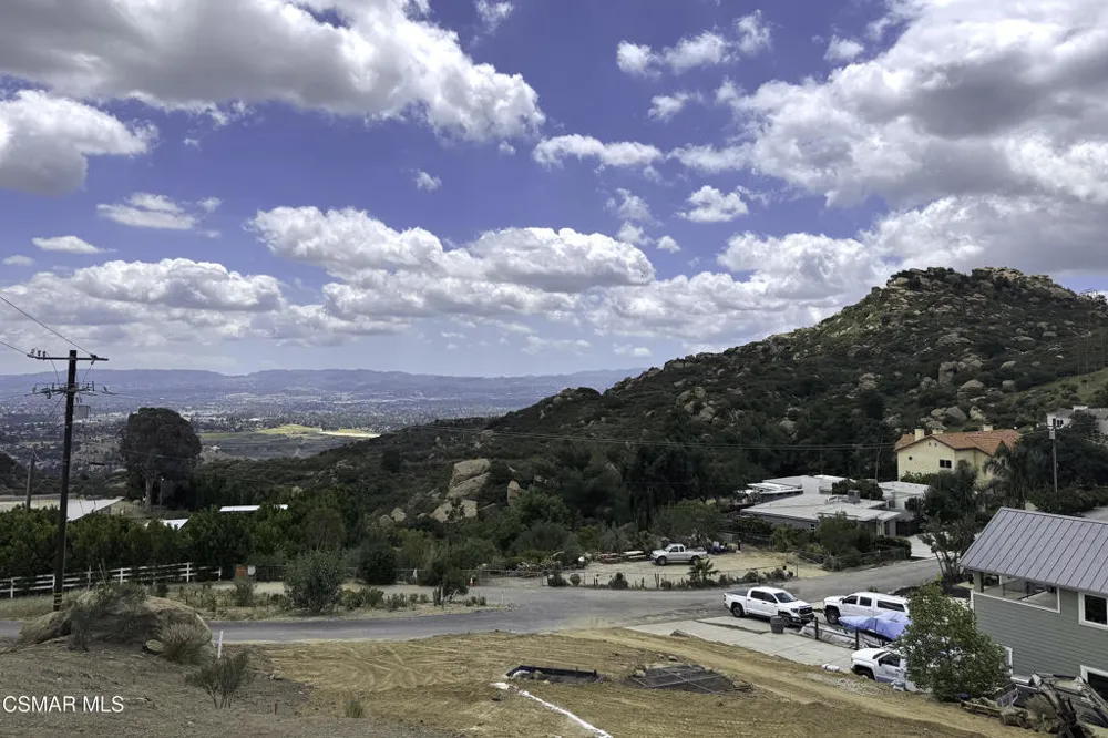Mesa Drive Simi Valley, CA 93063