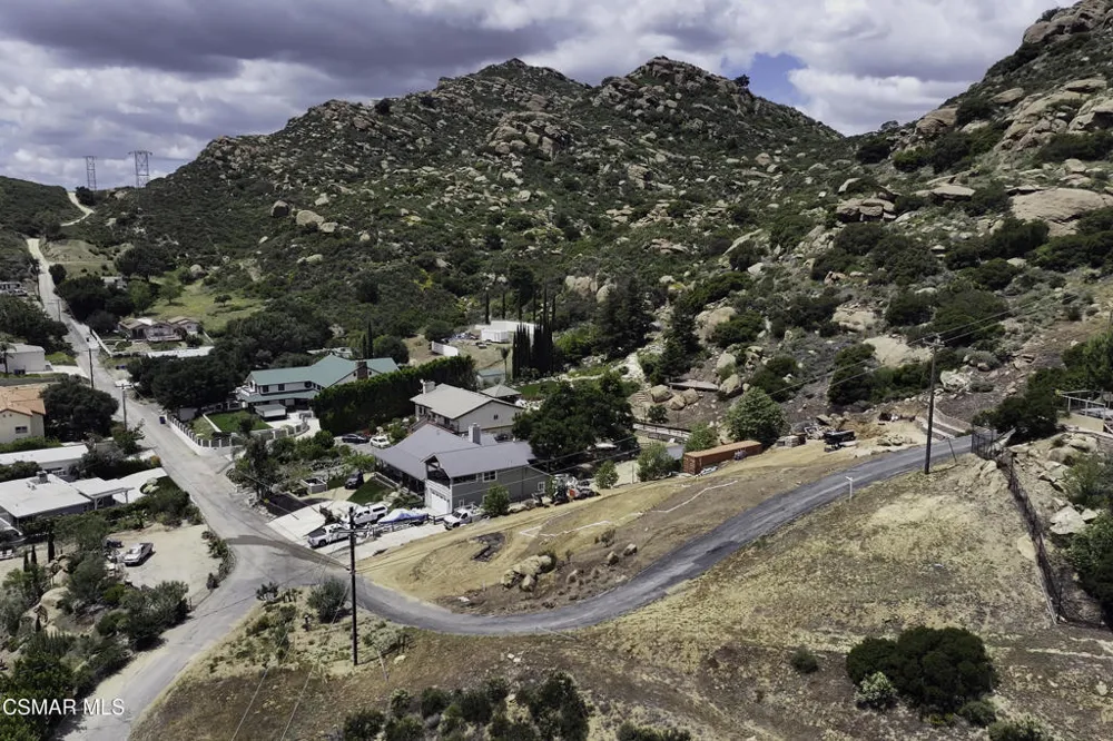 Mesa Drive Simi Valley, CA 93063