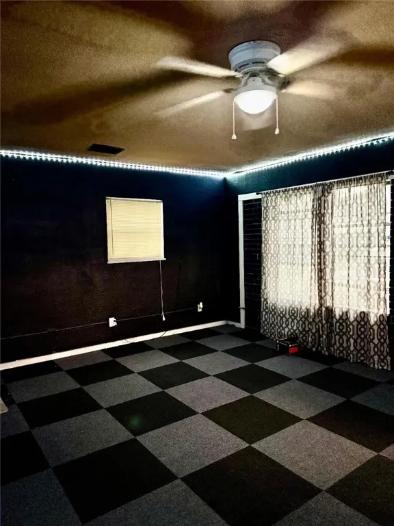 327 Taylor Falfurrias, TX 78355