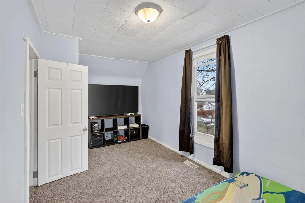 620 E Green Street Marshall, MI 49068