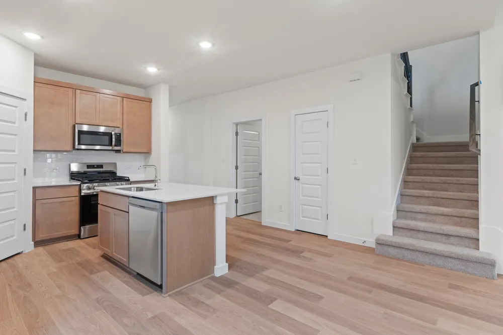 1012 Universal Drive Hutto, TX 78634