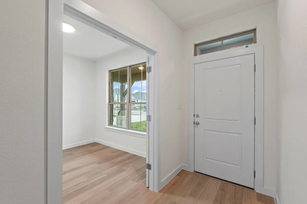 1012 Universal Drive Hutto, TX 78634