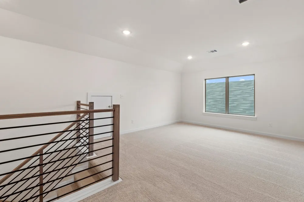 1012 Universal Drive Hutto, TX 78634