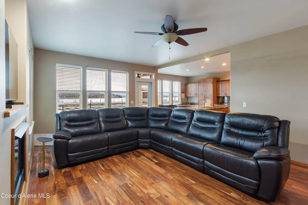 46700 Highway 200 ## 302 Hope, ID 83836