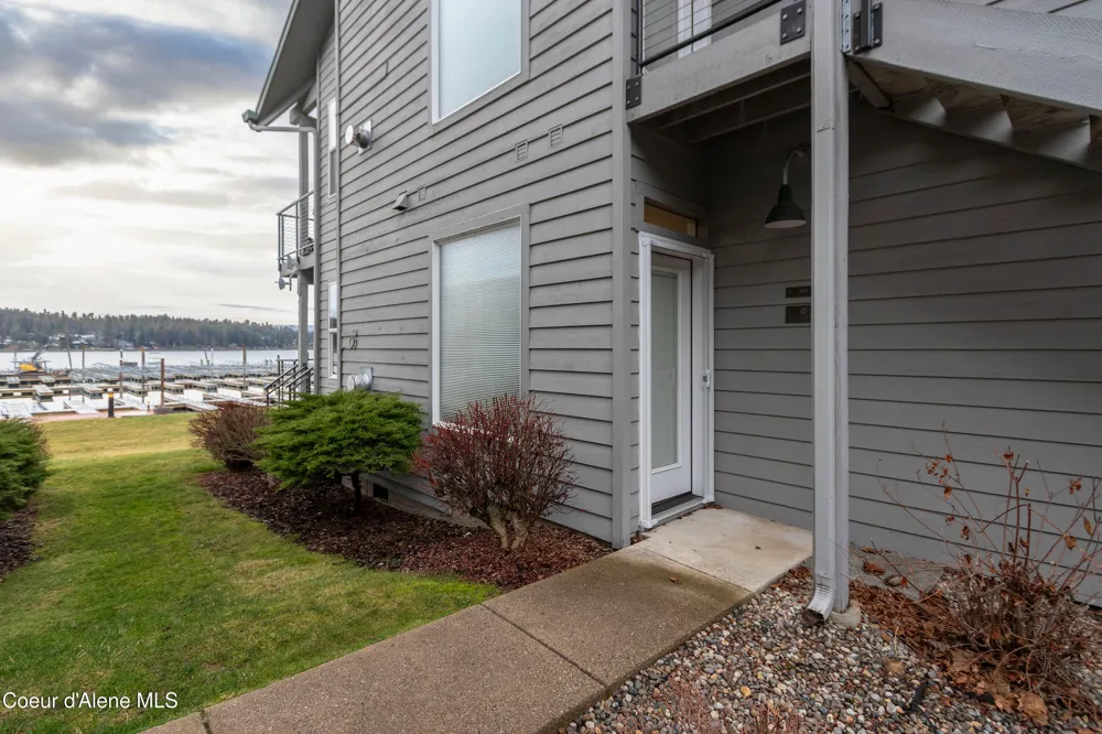 46700 Highway 200 ## 302 Hope, ID 83836