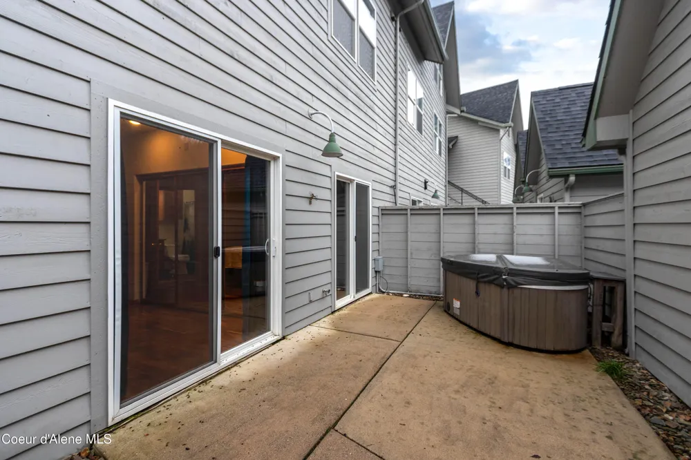 46700 Highway 200 ## 302 Hope, ID 83836