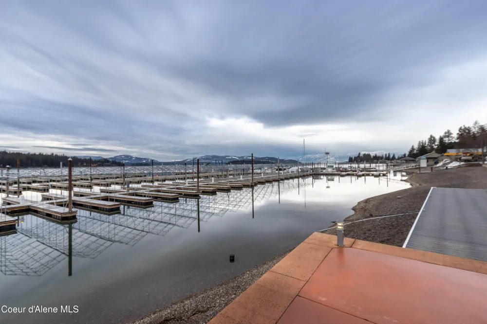 46700 Highway 200 ## 302 Hope, ID 83836