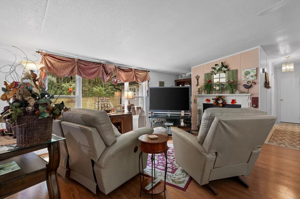 434 D Harvey Road Graysville, TN 37338