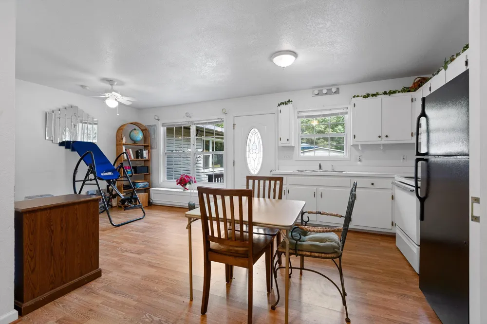 434 D Harvey Road Graysville, TN 37338
