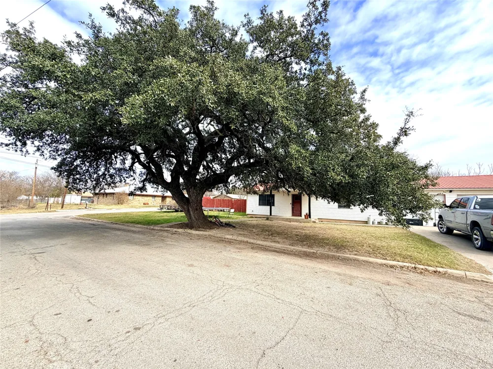 1412 Sunset Drive Goldthwaite, TX 76844