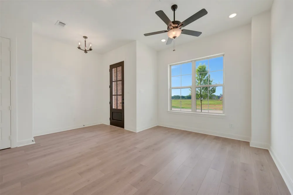 2155 Spotted Fawn Drive Arlington, TX 76005
