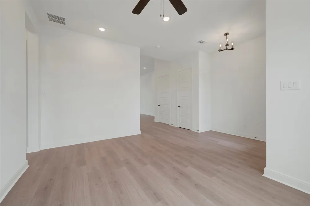 2155 Spotted Fawn Drive Arlington, TX 76005