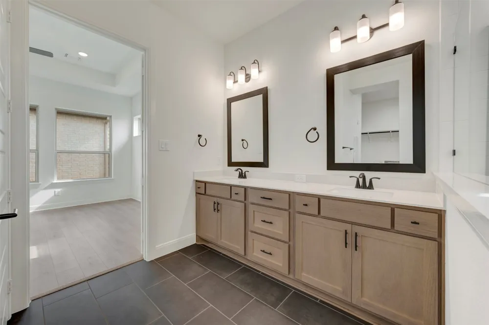 2155 Spotted Fawn Drive Arlington, TX 76005